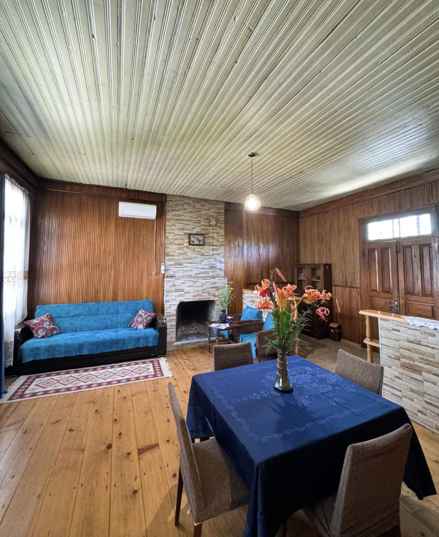 Martvili Guest House Oasis Eksteriør bilde